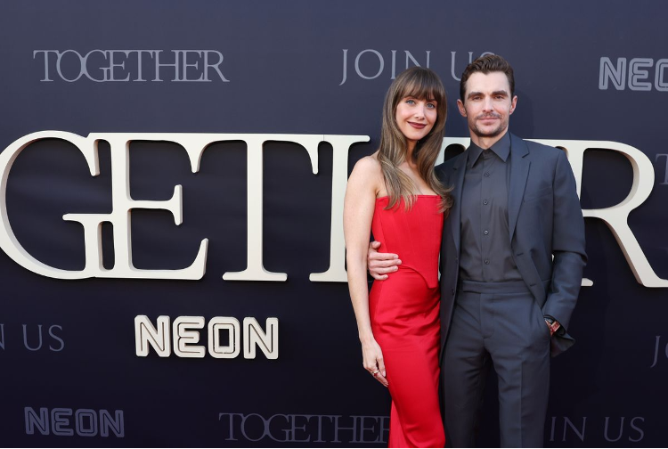 TravisNyquill's tweet image. Alison Brie & Dave Franco step out for the LA premiere of TOGETHER! The horror-romance hits theaters July 30. 👀💔 #TogetherMovie #AlisonBrie #DaveFranco #HorrorRomance #NowWatching. wix.to/uFQmrkK #TogetherMovie