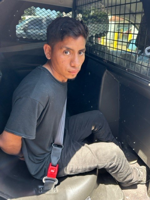 ICE Seattle (@eroseattle) on Twitter photo David Juarez-Cortez, 20, is a citizen of Mexico arrested by <a href="/EROSeattle/">ICE Seattle</a> in Oregon. Juarez was arrested by local authorities for criminal possession of a forged document, ID theft, reckless driving, DUI, and hit and run. David Juarez-Cortez, 20, is a citizen of Mexico arrested by <a href="/EROSeattle/">ICE Seattle</a> in Oregon. Juarez was arrested by local authorities for criminal possession of a forged document, ID theft, reckless driving, DUI, and hit and run.