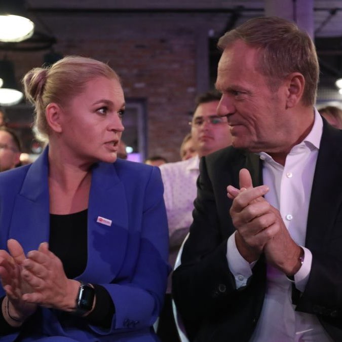 chrzanikx's tweet image. To mówicie, że Tusk i Nowacka coś ten, terefere?
XDDDDDDDDDDDDDDDDDDDD