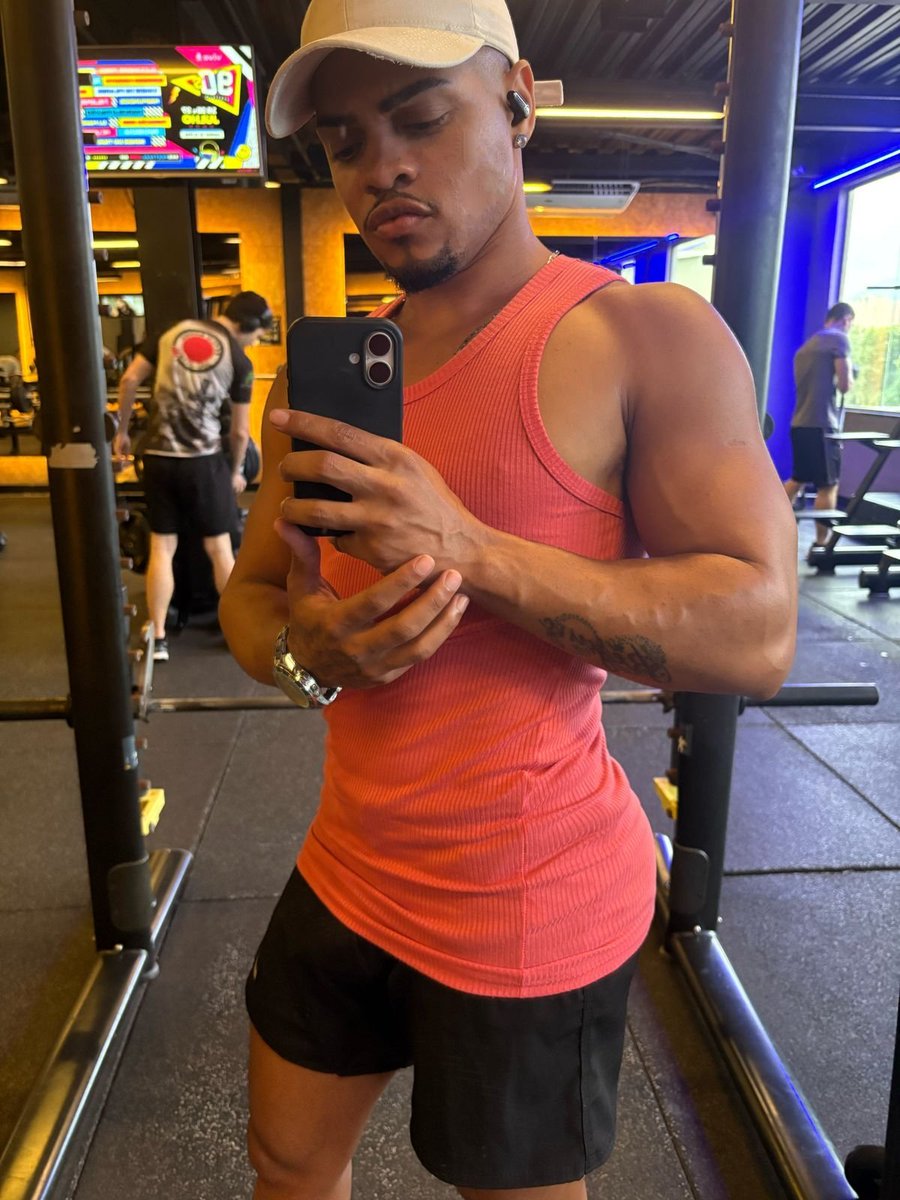 LuccasGomesRj's tweet photo. 🥵 https://t.co/4QwBSKA8br
