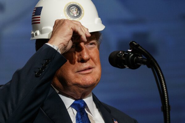 TopMetaX's tweet image. it’s more than a builder hat
you wear it you touch the top
you either catch it, or you fade it
