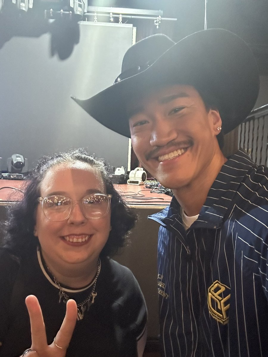 Steebee_jpeg's tweet photo. Psyfe Fan Frame pt. 2 💚
#PCFinHouston
#PSYCHICFEVER https://t.co/NDfzbY04Ly