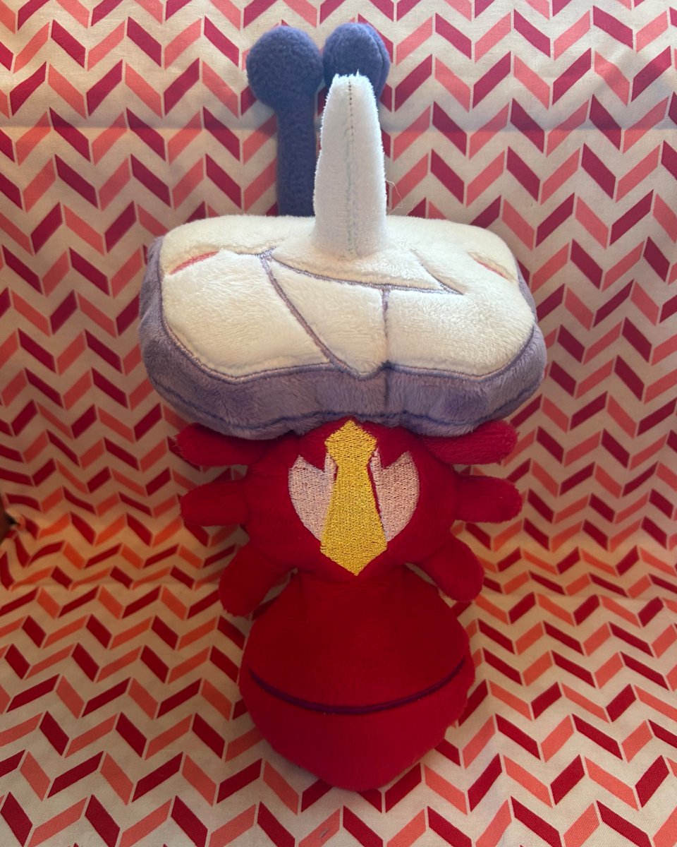 Saphtoken's tweet image. + photos with a better look at his stupid ant body