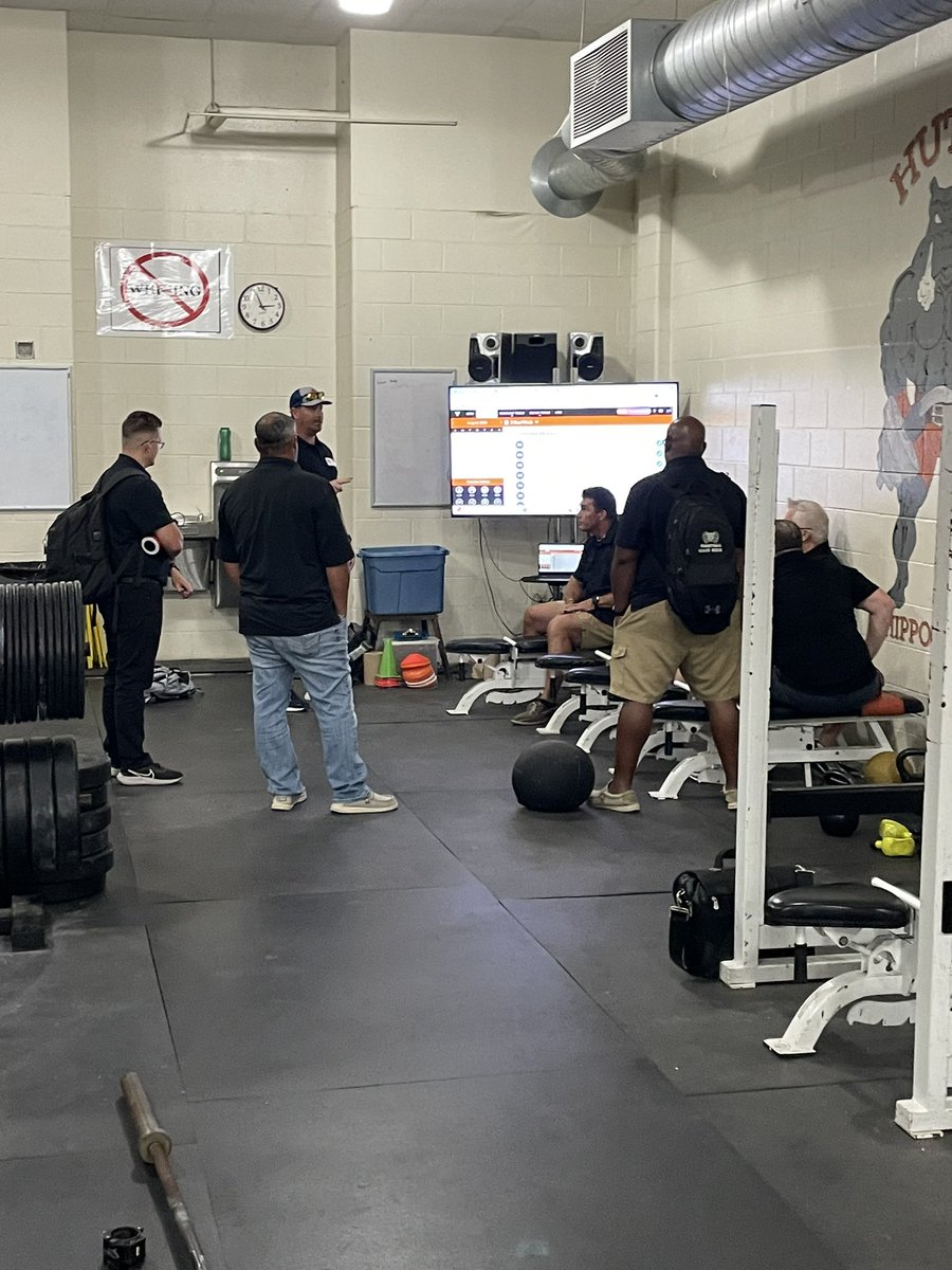 Our JH Vertical Alignment Coaches Clinic went well! Great way to close out our day!