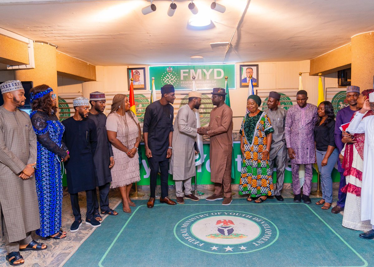 fmydNG's tweet image. Ministry of Youth Partners with SAMU Technology and RAN on Circular Economy Youth Initiative for Climate Action
In a significant move towards youth empowerment and climate resilience, the Honourable Minister of Youth Development, Comrade Ayodele Olawande, has inaugurated the…