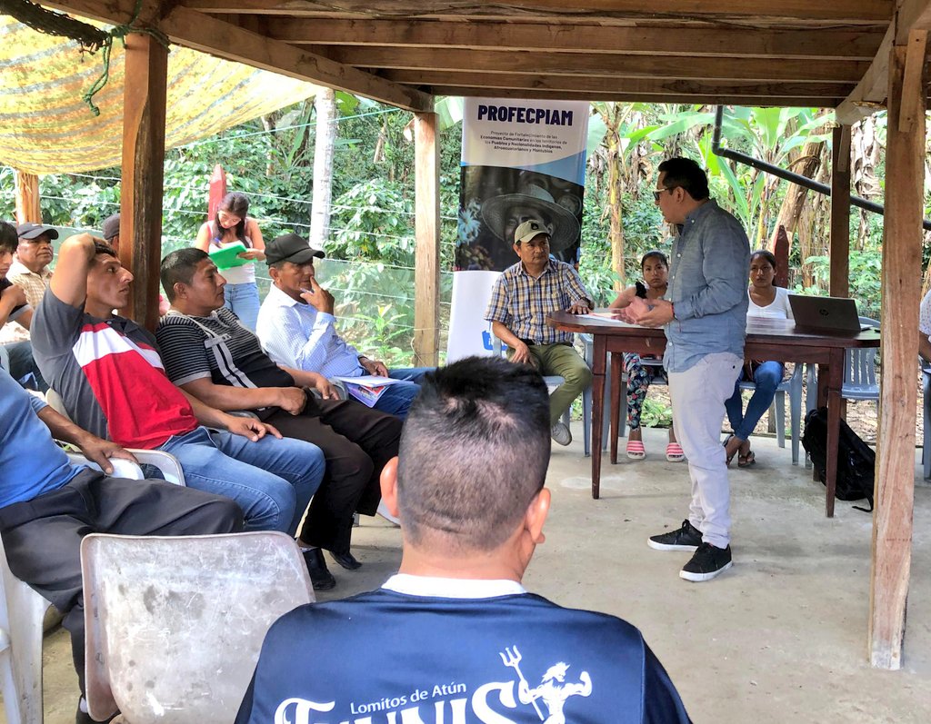 IEPS_Ec's tweet photo. ¡Creemos en el poder de la #EPS para transformar el territorio! 💪

📍 #Manabí | Socializamos el proyecto #PROFECPIAM y brindamos asistencia técnica a asociaciones de los pueblos y nacionalidades indígenas, afroecuatorianos y montuvios y al equipo técnico de @PrefecturManabi. https://t.co/gm6TZ604ho