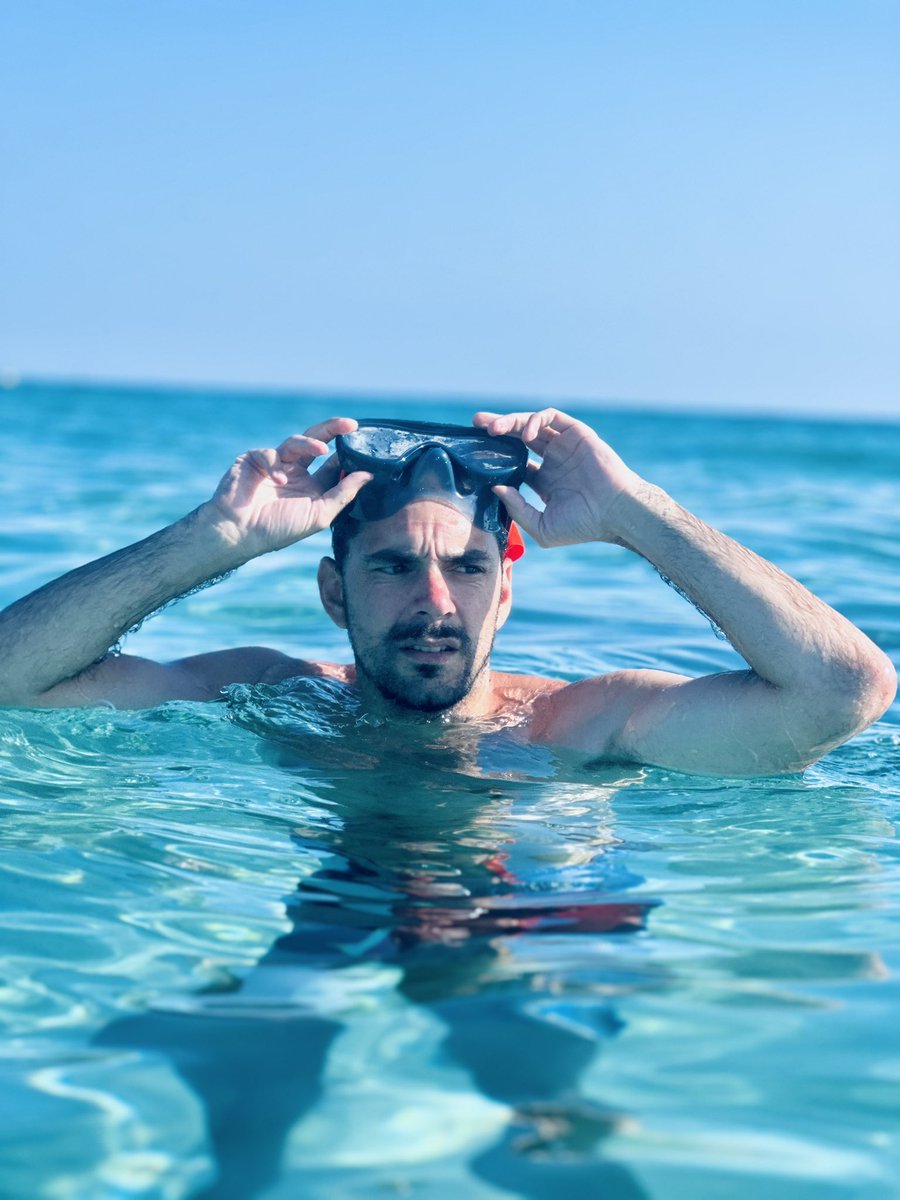 juanlucarretero's tweet image. Siguiendo este gran #HiloVeraniego, mi pequeña aportación:
Dicen que no hay verano sin mar, sin Menorca, sin aguas cristalinas…
¡Así que aquí estoy dando envidia, aunque aún no esté de vacaciones! 🪼🍉🏝️