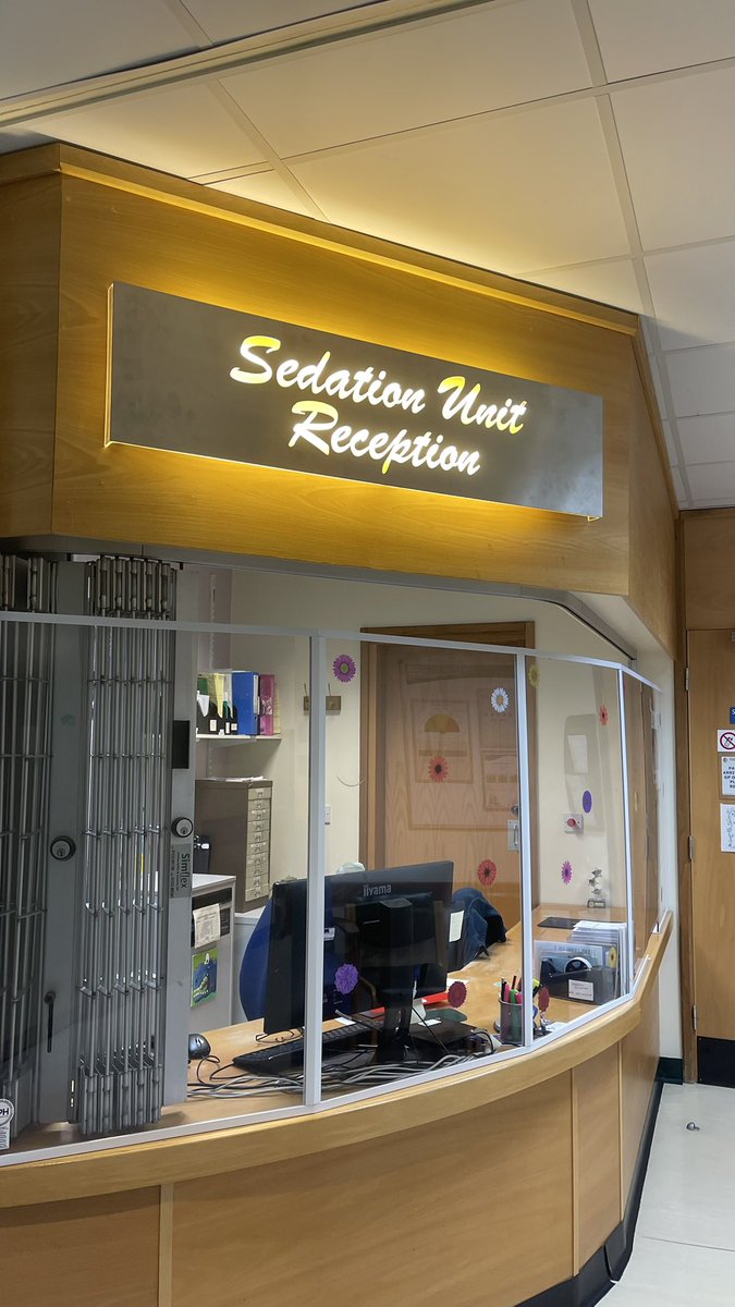 AAlmalki1414's tweet image. Can’t believe it’s been 3 years since I started my training in Leeds. I’m leaving clinics with so much growth.
I couldn’t have done it without the support of my patients and supervisors. Truly grateful for everything you’ve taught me. I’ll miss you all!
الحمدلله على التمام