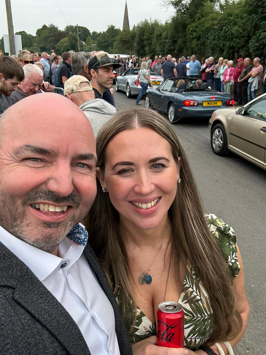 SorchaEastwood's tweet image. Hell yes 🙌 😎😎
Getting to drive a big lorry!!! 🚛 🚛
Absolutely brilliant evening at Mid Down & Lisburn District Community First Responders fundraiser at Temple Golf Club!
Delighted that Graham, Lynda & the team got such a great turn out!
Lovely to meet with Mar-train…