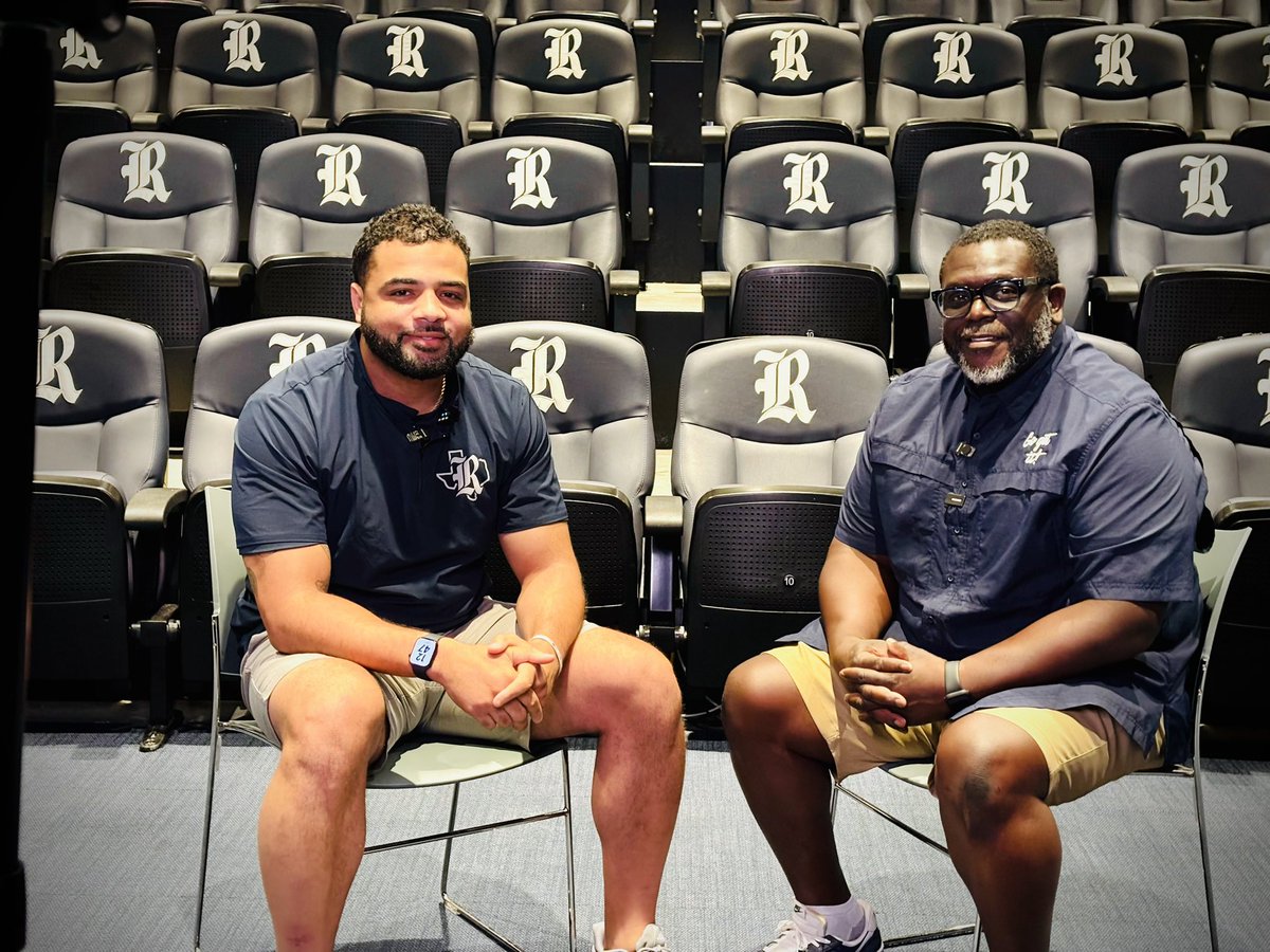 ChipBaker19's tweet image. Had a great time doing interviews with Rice Univ Football Coaches! Great guys with great stories! I can’t wait to share. Thanks to Stephen Jackson, John Wilson and Chad Johnson. Go get it!!!@ricefootball @_co_jack @CoachWilson_ @CoachChadj
#riceuniversity #football #gogetit