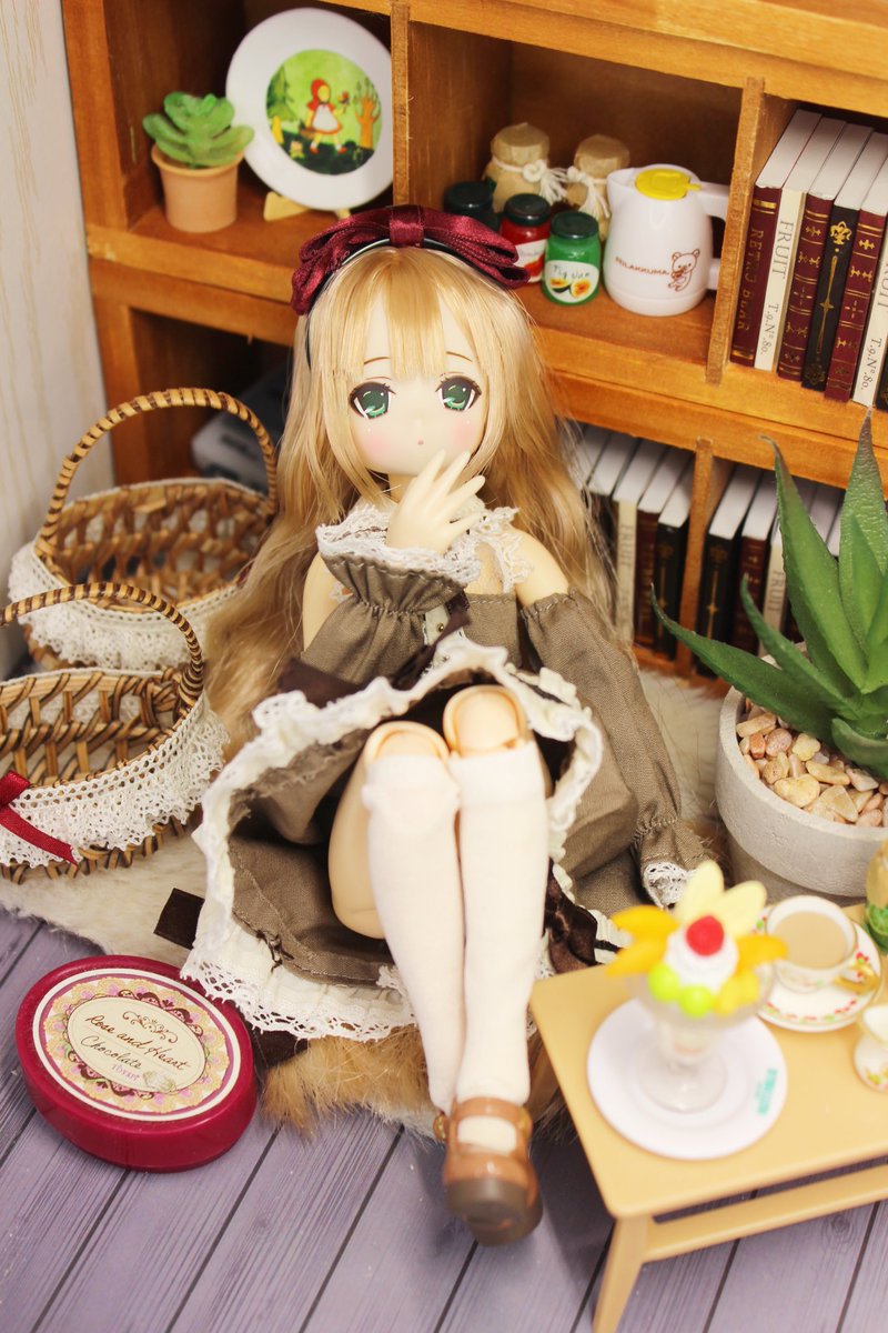 おはようございます☀

夜中に撮ったほよちゃん
最近は朝陽が昇るのが早くて気分が良いですね

 #アゾカツ   #うちのこかわいい