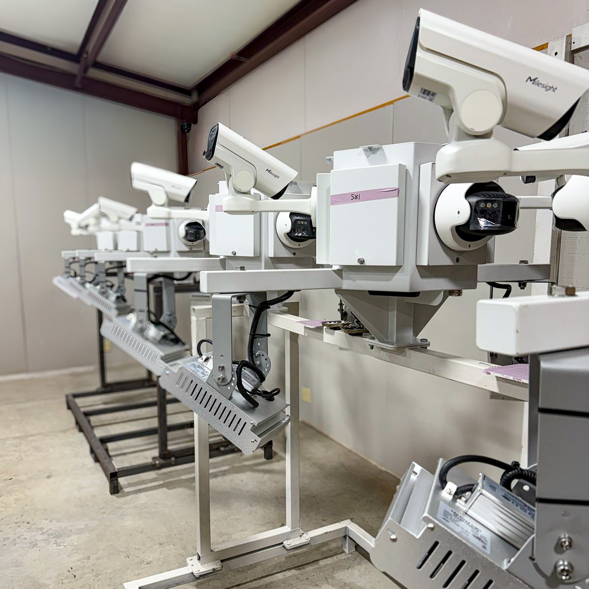 BIGViewks's tweet image. Having BIGView on your side means you've got the latest in surveillance tech. We make sure that our solution stays cutting edge. 

#BIGView #LatestTech