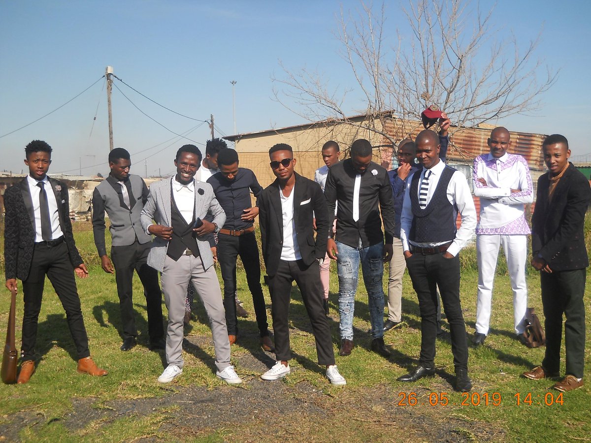 Tshepang_one's tweet image. It&apos;s still throw back... 🔙