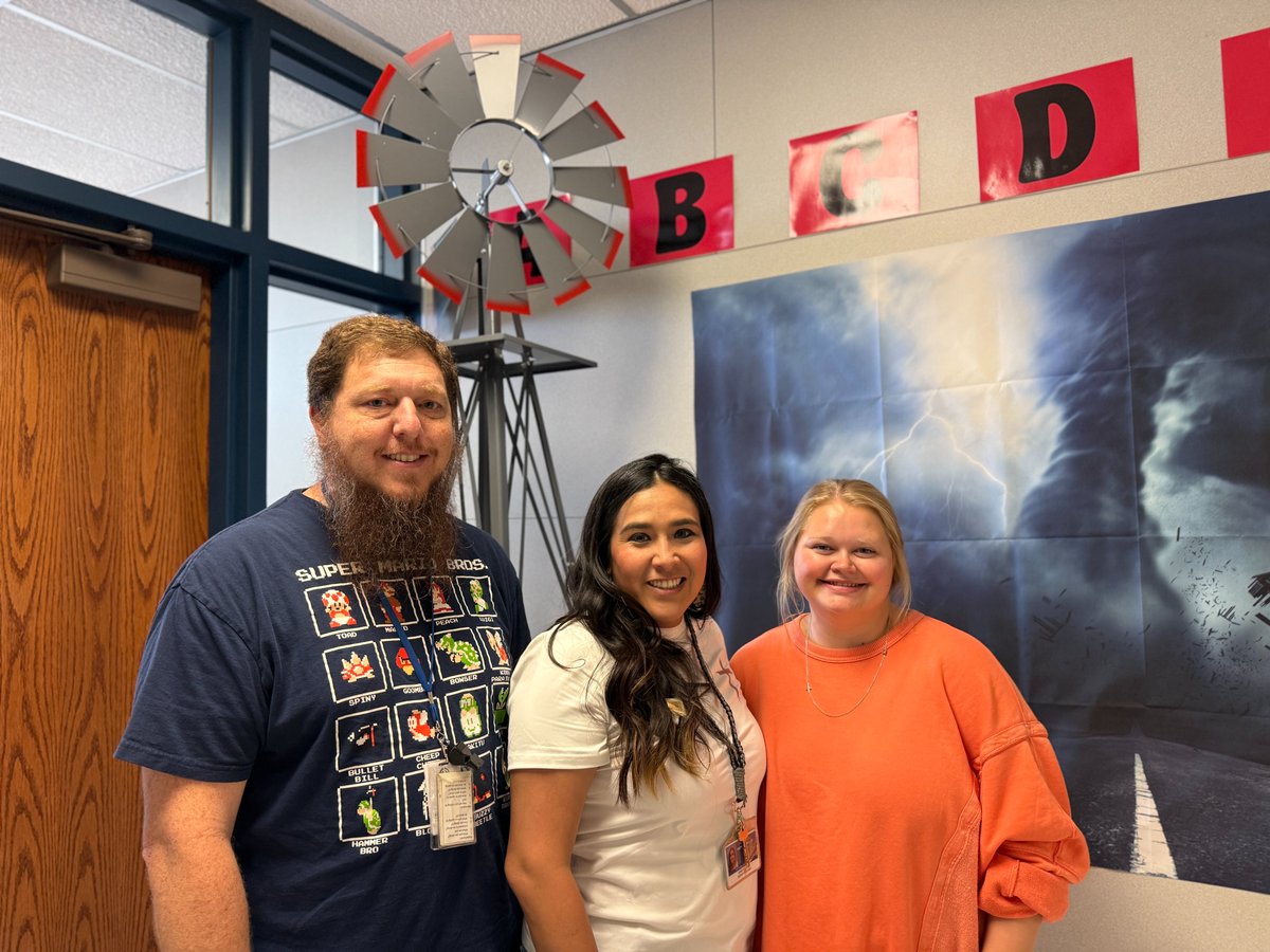 Teachers are at Westwind today, bringing the halls to life as they decorate for our new theme: Live and Love Lubbock! Principal Powell and Assistant Principal Kirk are greeting everyone with big smiles and warm welcomes. It’s going to be a fantastic year!