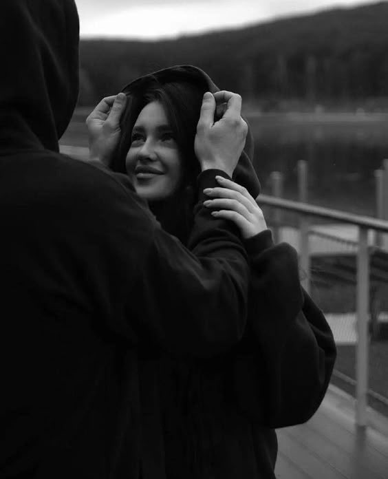 .
كل مشاعر .. القلب .. لها حدود ..
إلا هوآك .. فوق الحد .. متعدي .. 
#شعور_اللحظه