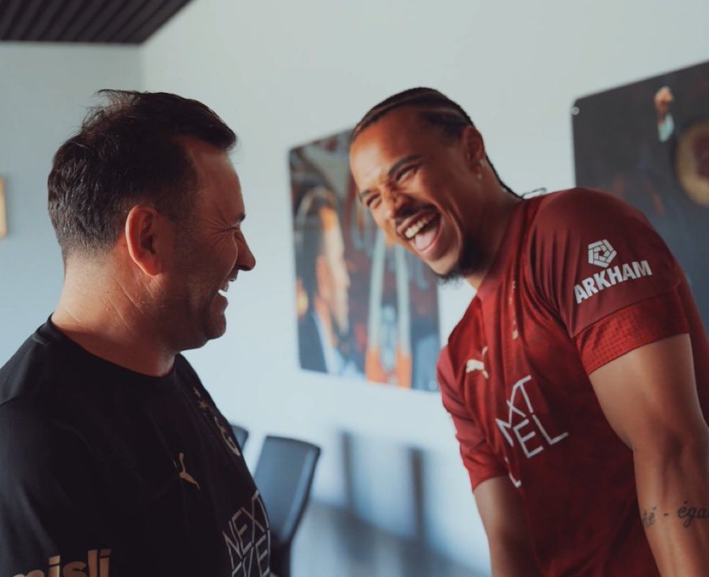 ne dedin adama aq hahahaha çatlayacak gülmekten