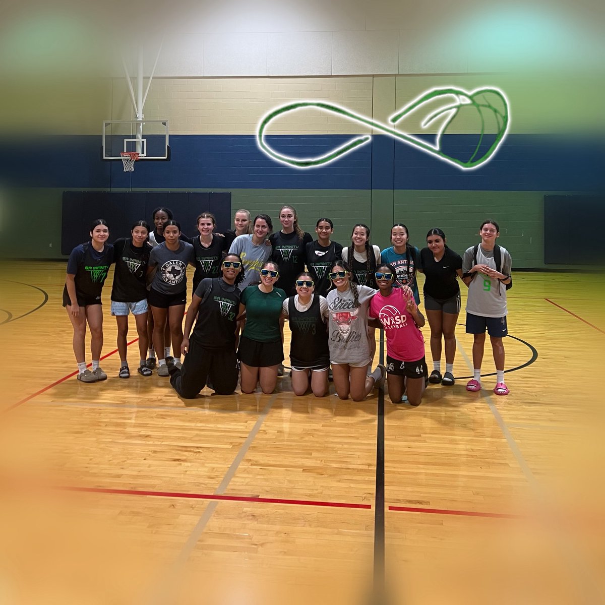 SAInfinity1's tweet photo. Season 5 is now in the books. Thank you to all the players, parents, coaches, and families for your support and hard work throughout the season! Good luck to all our ladies in their school seasons coming up! πππ€βΎοΈ
β’
#basketball #girlsbasketball #season5 #sainfinitetraining #sainfinitybasketball