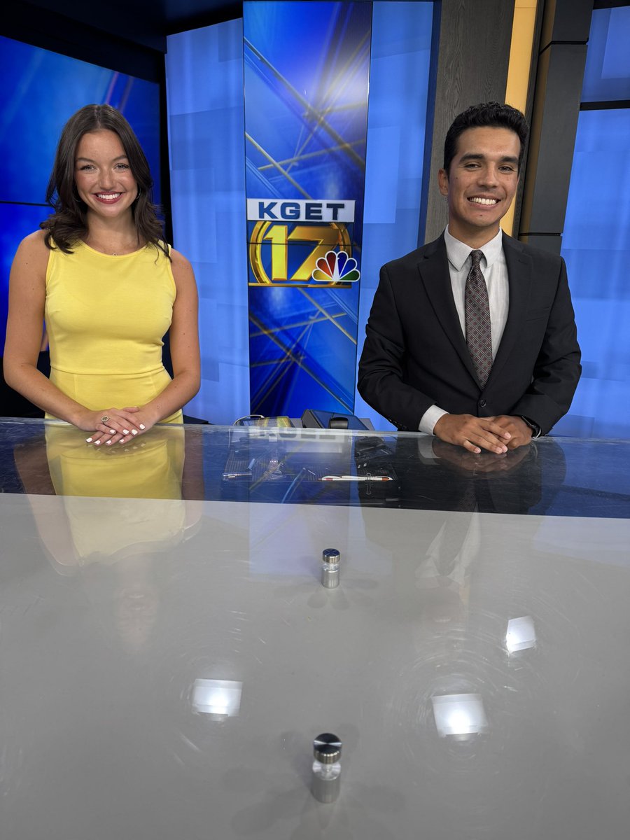 Anthony Vasquez (@ant_vasquez3) on Twitter photo Staying in the BAK! 🖊️ 📄
Proud to announce I’ll be anchoring Kern County’s leading morning news show 17 News at Sunrise on <a href="/KGETnews/">KGET 17 News</a>. I can’t wait to share the desk alongside Lauren Holcomb and get started with an exciting twist to my career in a familiar place! Staying in the BAK! 🖊️ 📄
Proud to announce I’ll be anchoring Kern County’s leading morning news show 17 News at Sunrise on <a href="/KGETnews/">KGET 17 News</a>. I can’t wait to share the desk alongside Lauren Holcomb and get started with an exciting twist to my career in a familiar place!