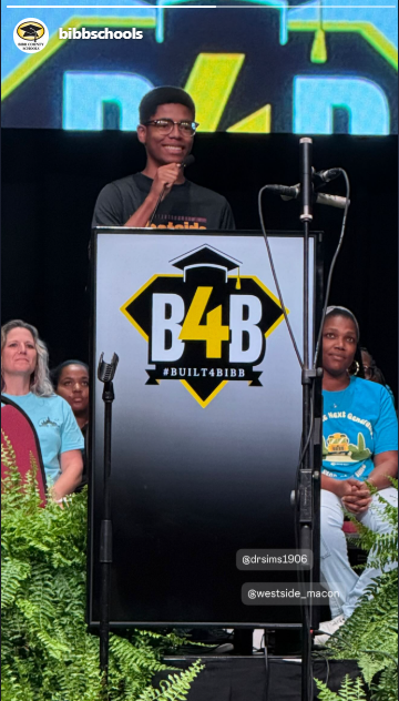 WHS_Seminoles's tweet photo. Westside Seminoles kicked off the new school year at the 2025-2026 Convocation. The faculty & staff were proud of Scholar Joel James as he took the podium to share his personal motivation as a Westside student.
#Built4Bibb #WestsideWinsEveryDay #WestsideWinning #WestsidePride https://t.co/9GvzUvZ7cL