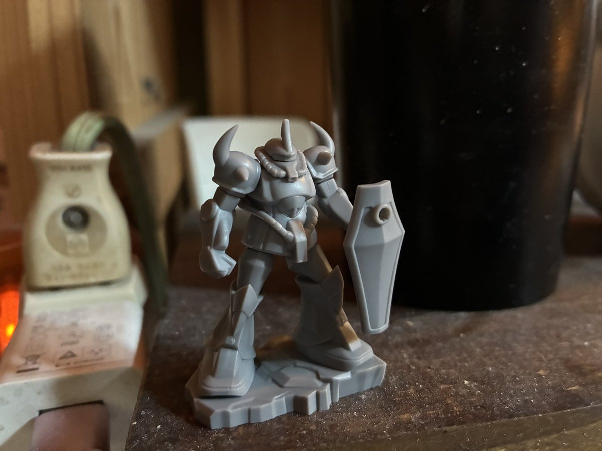 TANCHIChit96714's tweet image. #ガンプラ好きと繋がりたい
グフが当たったんですが(*´-`)X見てると皆さんこんなちっこいのよく塗れますね😅すごいや
しかもディテールしてる人もいるんですね
半端ない(*´꒳`*)