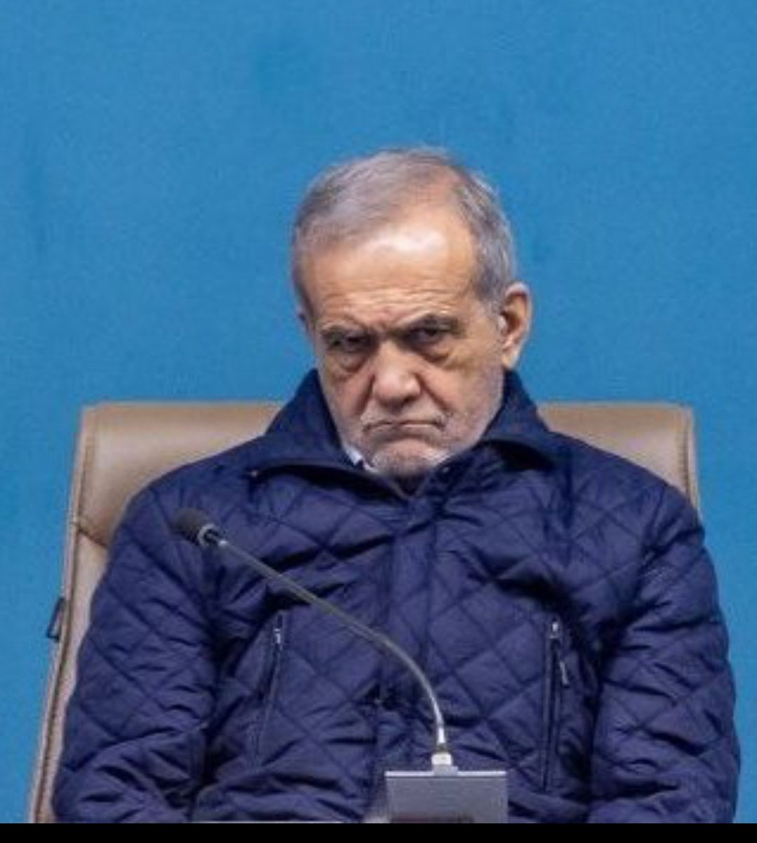 Nabaladoddole's tweet image. آقای پزشکیان مردم پشت سرتان می گویند: بر پدرش لعنت با این مملکت داریش!
از من گفتن بود، خود دانید😏
#مصاحبه_ذلت #مذاکره #قطعی_آب #قطعی_برق #غزة #سوريا #يمن #تجزیه #سرطان_اصلاحات #صهیونطلب #غربگدا #پانتورك #قانماز