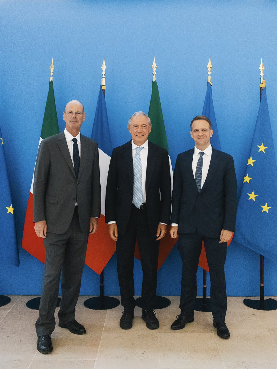 Edoardo Secchi (@edoardosecchi_) on Twitter photo #France #Italie #Industrie: La France signe un accord avec l’Italie afin de renforcer le dialogue industriel et relancer la compétitivité européenne dans des secteurs clefs comme l’énergie, l’automobile, Il’A et le spatial. <a href="/IFG1993/">IFG 1993 - ITALY-FRANCE GROUP</a> #France #Italie #Industrie: La France signe un accord avec l’Italie afin de renforcer le dialogue industriel et relancer la compétitivité européenne dans des secteurs clefs comme l’énergie, l’automobile, Il’A et le spatial. <a href="/IFG1993/">IFG 1993 - ITALY-FRANCE GROUP</a>