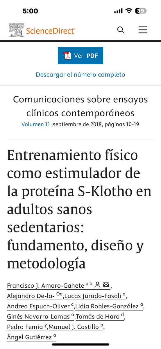 El gen klotho, codifica para la proteína del mismo nombre,  y fue descubierto en  1997 por el patólogo Makoto Kuro-o, investigador del Instituto Nacional de Neurociencia de Tokio. Allí demostró que funciona como un supresor del envejecimiento y si se sobreexpresa, alarga la vida.