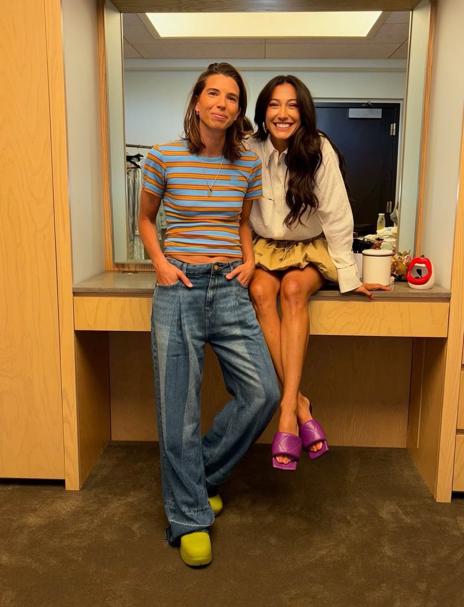 bellylint4's tweet image. MORE CONTENT OF CHRISTEN IN THIS LOOK THANK YOU LORD