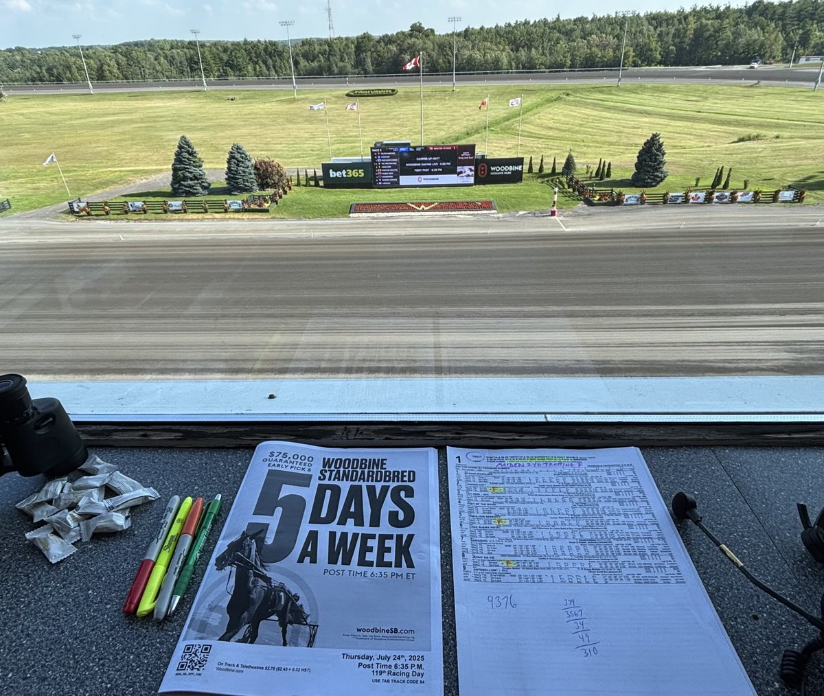 SugarDoyle's tweet image. Fast and dry @WoodbineSB - likely facing gusting winds thru the stretch and into the first turn this evening… Best of luck to all racing and playing!