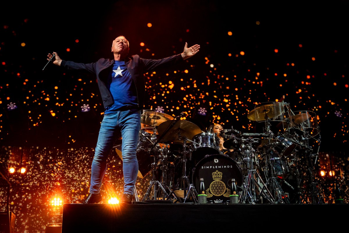 LuccaSummerFest's tweet image. Simple Minds, musica che attraversa il tempo con immutata energia! Grazie per questa serata fantastica!

#LSF25

Foto di Francesco Prandoni