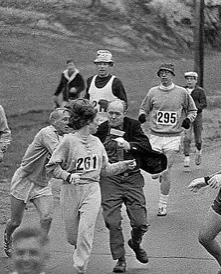 Kathrine Switzer became the first woman to officially run the Boston Marathon in 1967, using her initials “KV Switzer” to enter. 

Mid-race, a race official tried to shove her off the course and rip off her bib. She kept running. Finished in 4h 20m. 

Five years later, women were