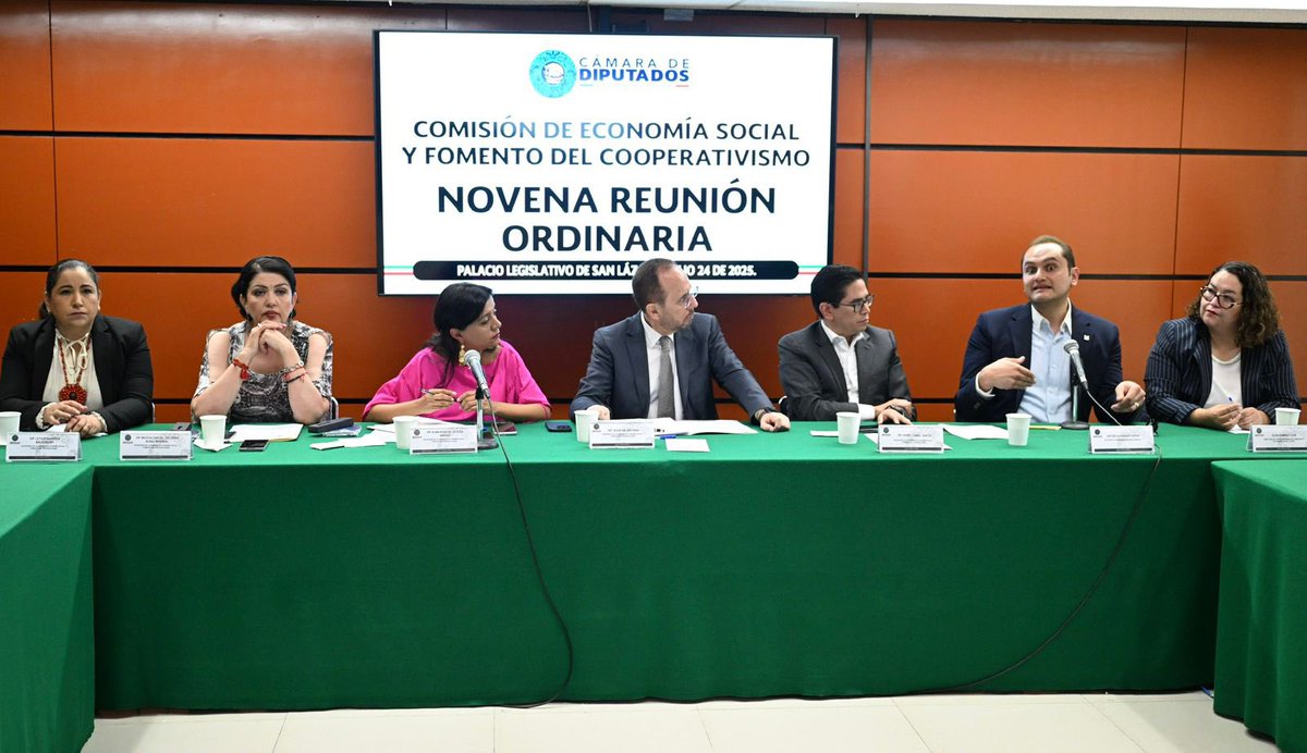 La Dip. <a href="/LetyBarreraM/">Leticia Barrera</a> participó en la Comisión de Economía Social y Fomento al Cooperativismo, en donde señaló que es importante fomentar modelos de cooperativas que en otras latitudes han tenido mucho éxito y que impulsan a los jóvenes que quieren trabajar por sus comunidades.