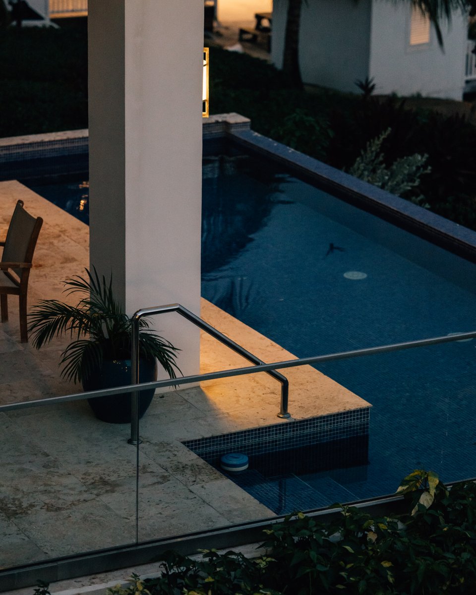 Cool off under the stars in your own private villa pool. Enjoy the freedom to swim on your own schedule, peacefully and uninterrupted, surrounded by lush tropical gardens. #WindajmmerLanding