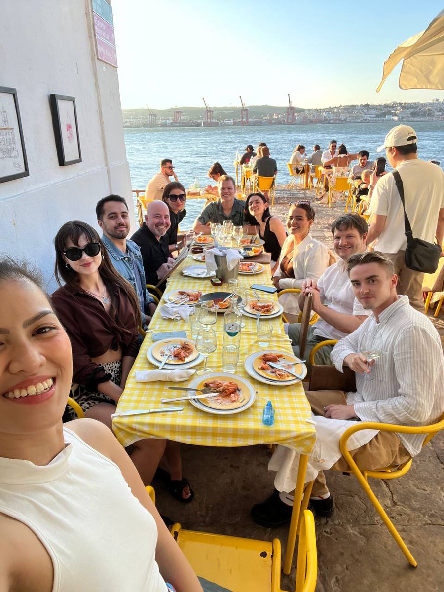 AliceSh15's tweet image. wed3 marketing dinners started as a small Lisbon meetup.
now? we’re going global🌍
no panels. no pitches. just smart marketers, real convos & good food.
you made this one 💙 @0xRamonM , @RCryptoWeb3 @liambubbl @InvestorBren @laramaltaa @chrissu_kai @marina @joshkriger
