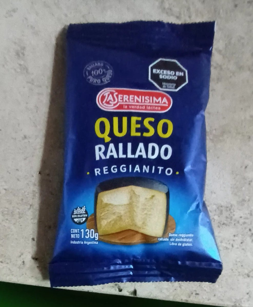 Puede llegar a dejar mi economía mensual desestabilizada pero, si mi hija quiere quesito rallado para sus fideitos, no le puedo decir que no 🤣.