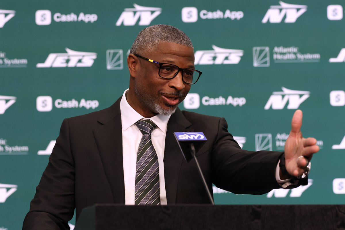 InfSportsNet's tweet image. 🚨 @ZackBlatt joins @JRSportBrief NOW 🚨
What are the Jets expectations with Aaron Glenn at the helm?
LISTEN LIVE: audacy.com/stations/infin…