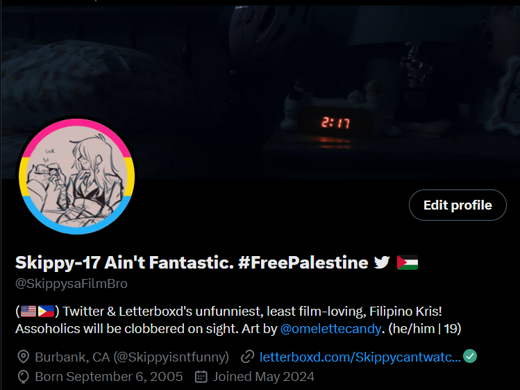 SkippysaFilmBro's tweet photo. #NewLayout I have not played Deltarune past the second chapter, I just think all the fanart sprouting out of the two recent ones are great. #WEAPONSSWEEP #INZACHCREGGERWETRUST https://t.co/e6UaVQAYtW