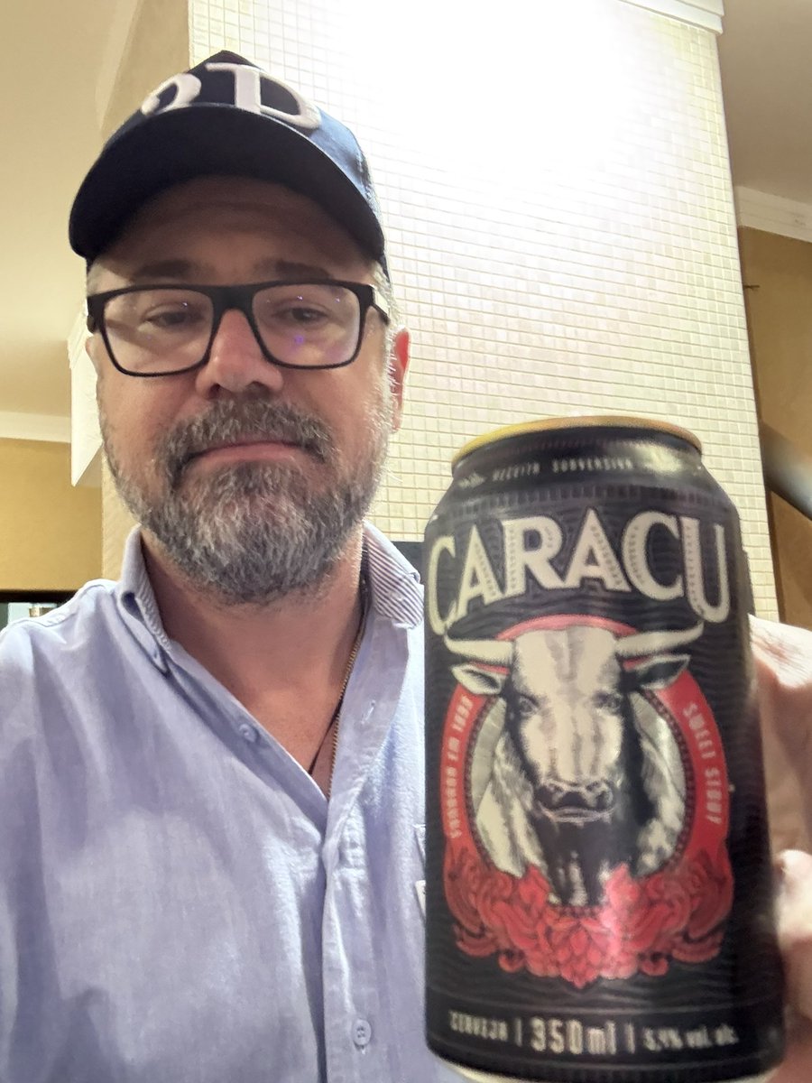 pollon190181's tweet image. Pessoal que tá criticando o @BolsonaroSP , ou é por covardia, ou só pensar em eleições ou abstinência de acordo CARACU!
Ou tudo isso junto…