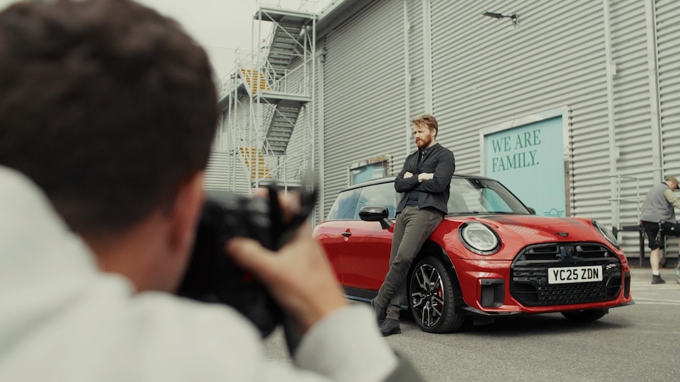 ICYMI: Mini made an unusual spy-spoof car chase with Jack Lowden. In a self-aware shift, they pixelated all the best bits. bit.ly/4o52Djd