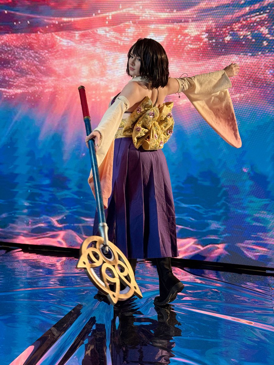 Some BTS from our photoshoot yesterday! 😍 Tidus is <a href="/nickolas123456/">lame meme</a> #FinalFantasyX #cosplay