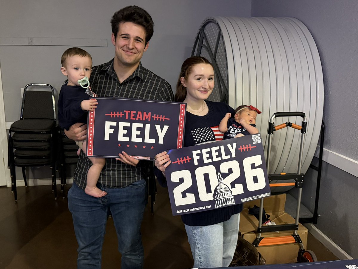 We had our youngest #TeamFeely volunteers out in Chandler on Tuesday night for the LD-13 GOP meeting!
