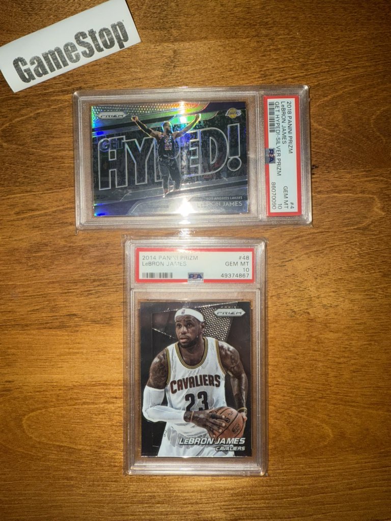 x0cade's tweet image. Thank you @gamestop $GME always for supplying me @PSAcard slabs at absolute unbeatable prices 馃榾
Really loving that 2014 Bron Cavs photo 馃ぉ