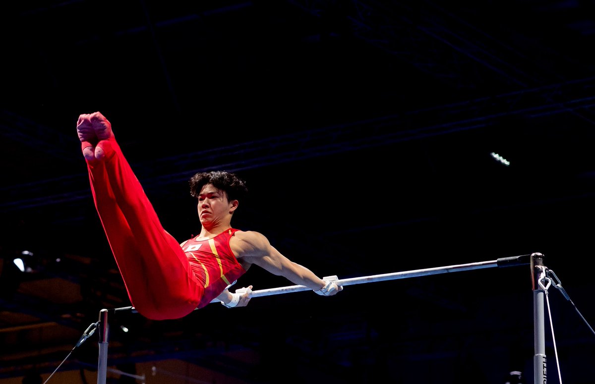 muratakensuke1's tweet photo. FISU photo collection
#岡慎之助
#橋本大輝
#FISU
#GOODPHOTO
#gymnastics
#TEAMJAPAN https://t.co/opBeUKnHvs
