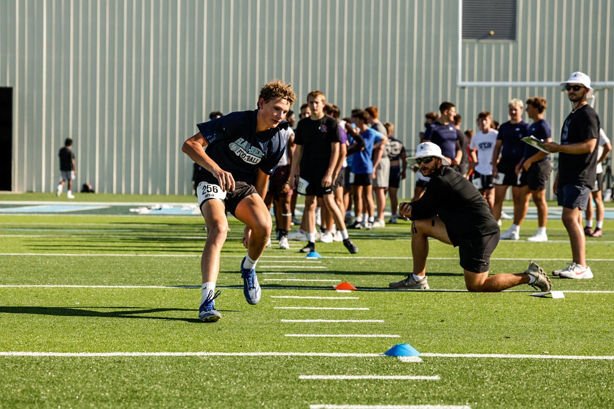 TownsendTeff's tweet image. Last camp of the summer. Thanks @coachmcquillan and @coachwintermwsu for a great experience on my home turf. 
@STB_Showcases @HB_WildcatFB 

#classof2029 #freshman #QB #harberfootball #arkansas @PrepRedzoneAR @tctabler