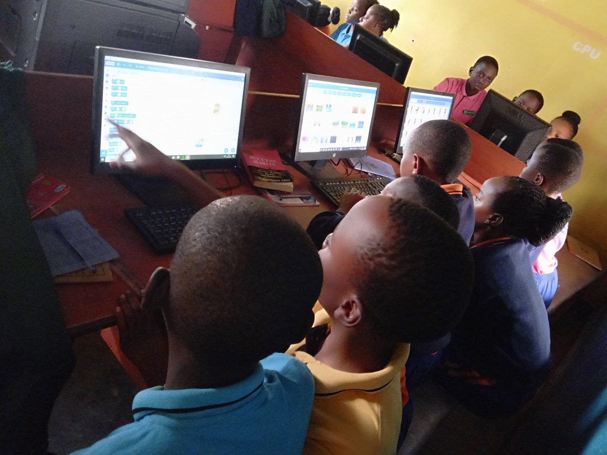 SharebilityUg's tweet image. &quot;Am at Wakiso Christian School Wakiso for my Second ICT club mentorship Visit  ,but pupils are the ones teaching today! Exclaimed @NorahBetsy 💃#EdifyEdtech exhibition program  triggering young minds to write code exceptionally! #Sharebilityedutech