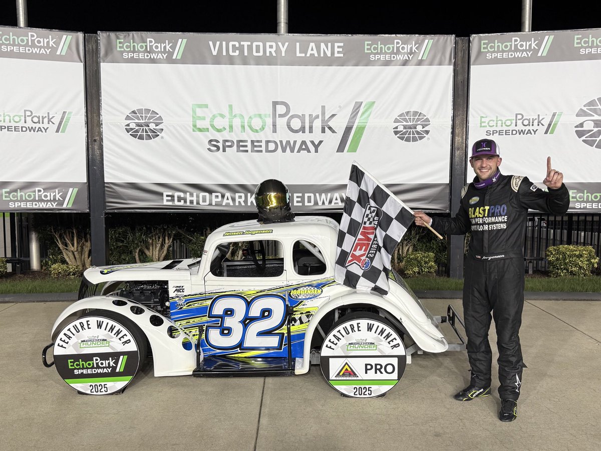 USLegendCars's tweet image. Jensen Jorgensen is an 8-time winner this season and a 3-peat Pro Division Champion at Thursday Thunder!!🏆

#ThursdayThunder | #INEX