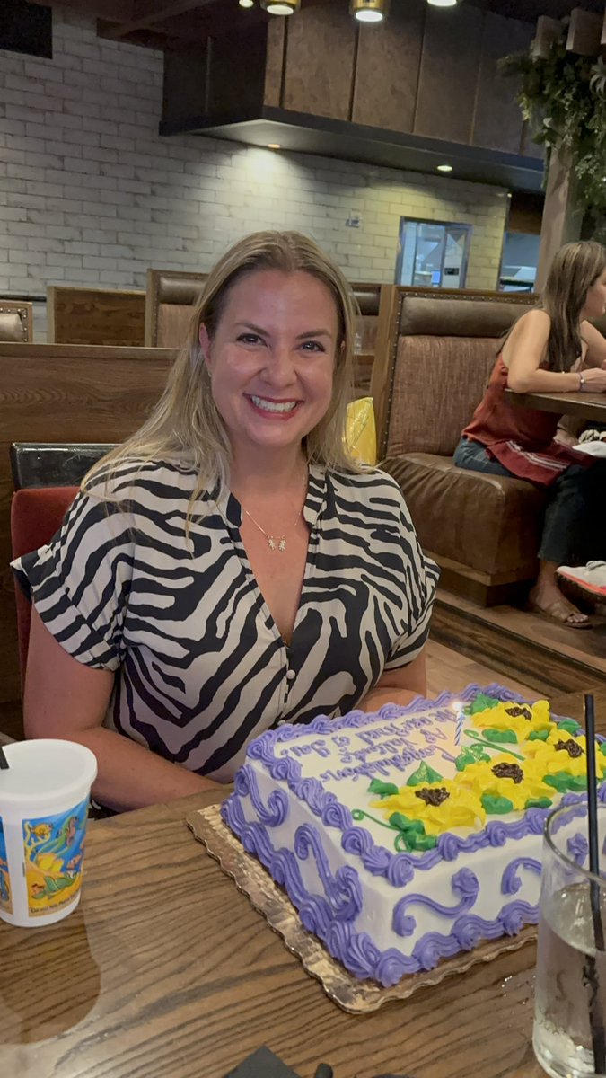 Jennifer Valiente tweet media