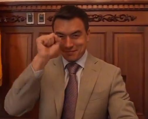 Noboa acaba de hacer una jugada maravillosa
Mira mi video 
youtube.com/shorts/8nixEQX…