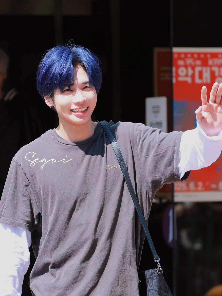 Segaiwu's tweet image. 250725
์ค๋ ๊ธฐ๋ถ ์งฑ์ด๋ค๐
#TXT #TAEHYUN
#ํํ #๊ฐํํย #ใใใงใณ
#TOMORROW_X_TOGETHER