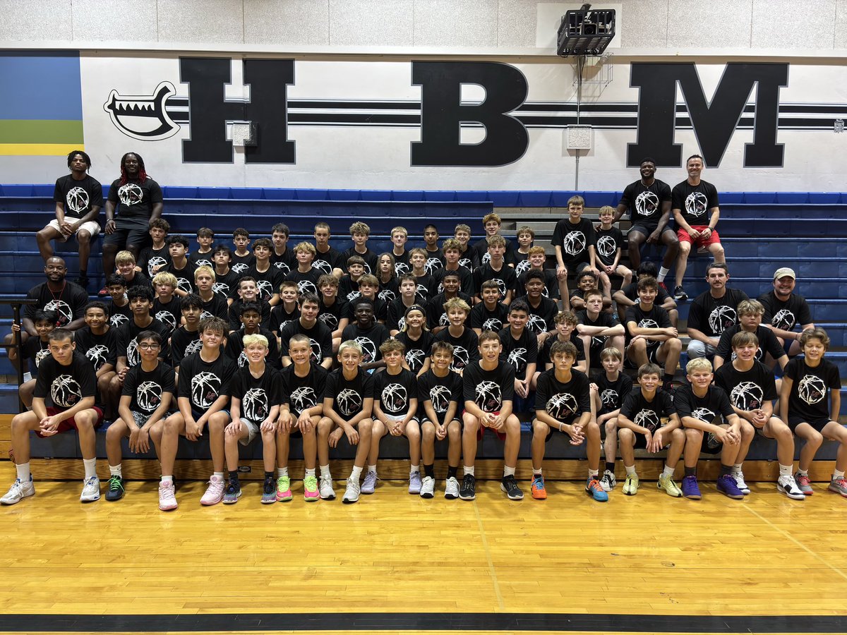 Coach_Shaver1's tweet image. We had a great week of camp! Thank you to the 224 guys who came out to grow in their skills and knowledge of the game. It’s always so much fun to watch you improve and keep getting better!
